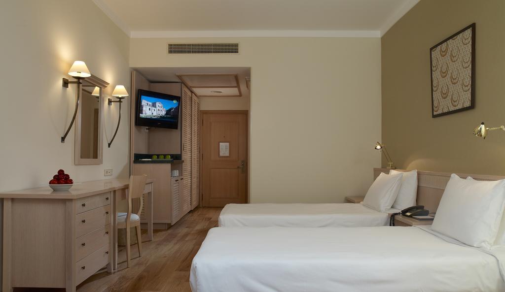 D-Resort Gocek Gocek  Bilik gambar